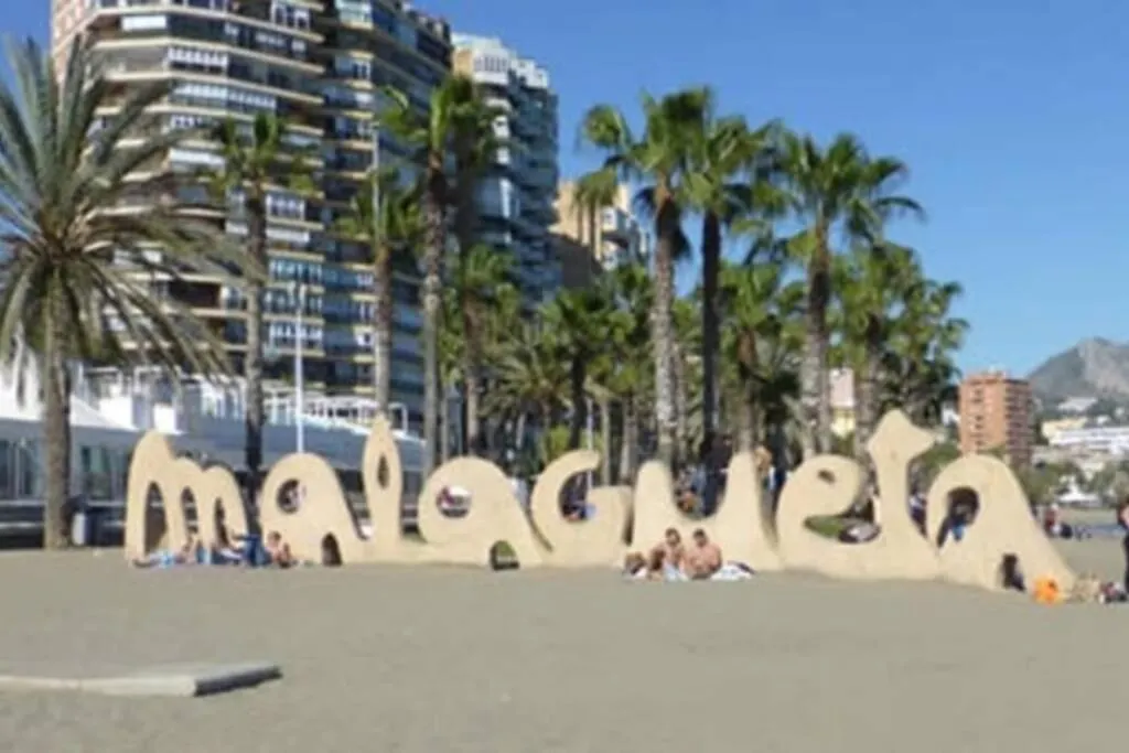 Nuevo Apartamento Lujo Playa Malagueta-Centro Apartment Malaga